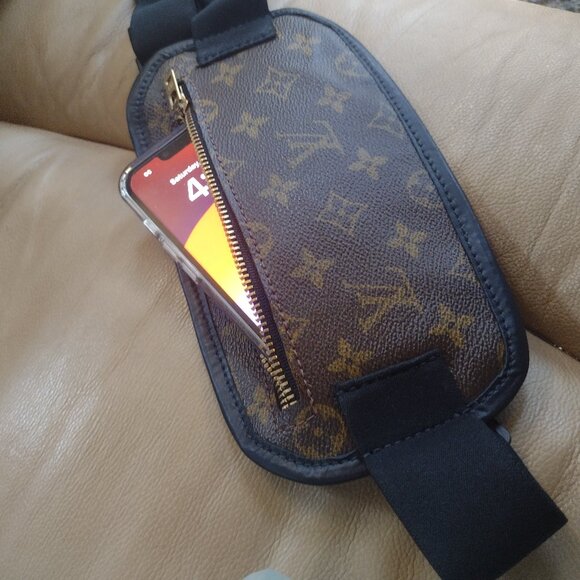 💯% authentic Louis Vuitton Canvas Vintage Boho Bum bag/Waist pack - Picture 3 of 8